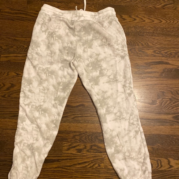 Disney sweatpants - Picture 2 of 3